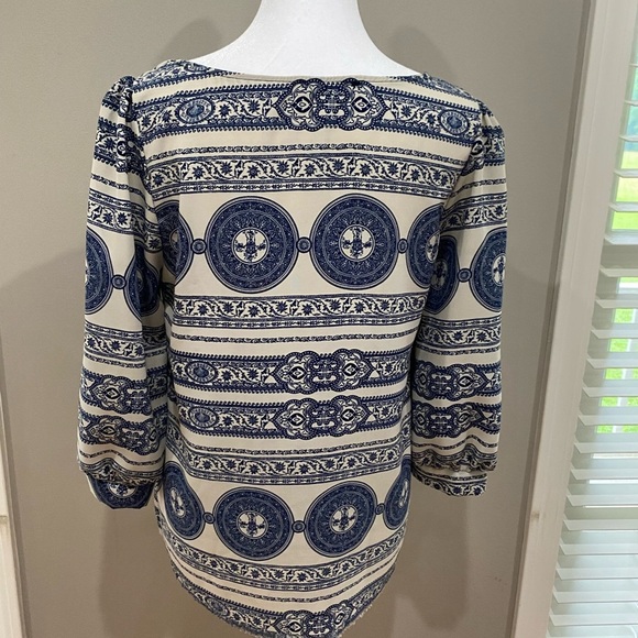 The Vintage Shop Blue and White 3/4 Sleeve Boxy Blouse - Picture 2 of 2